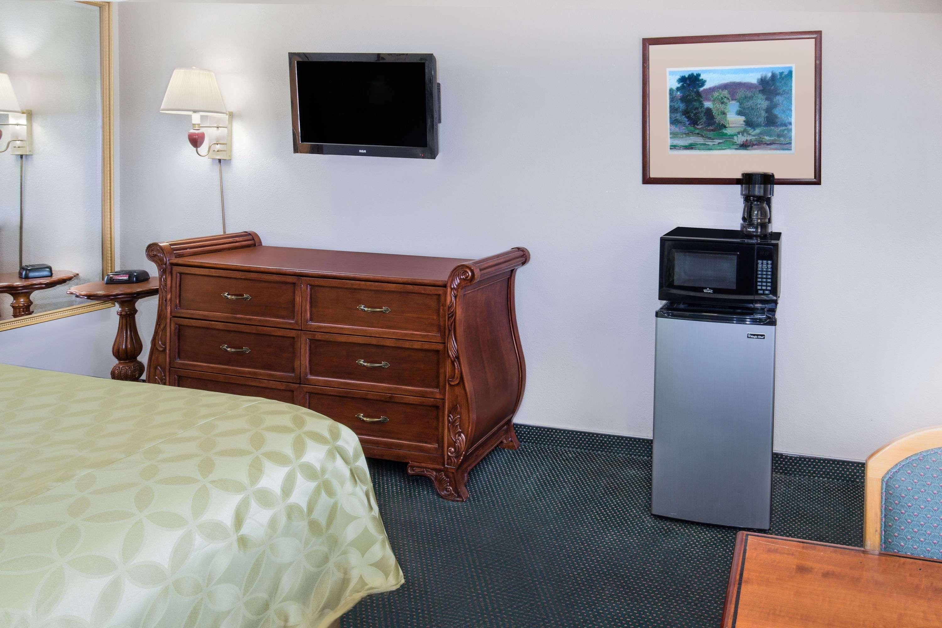 Days Inn By Wyndham Ontario Airport Luaran gambar