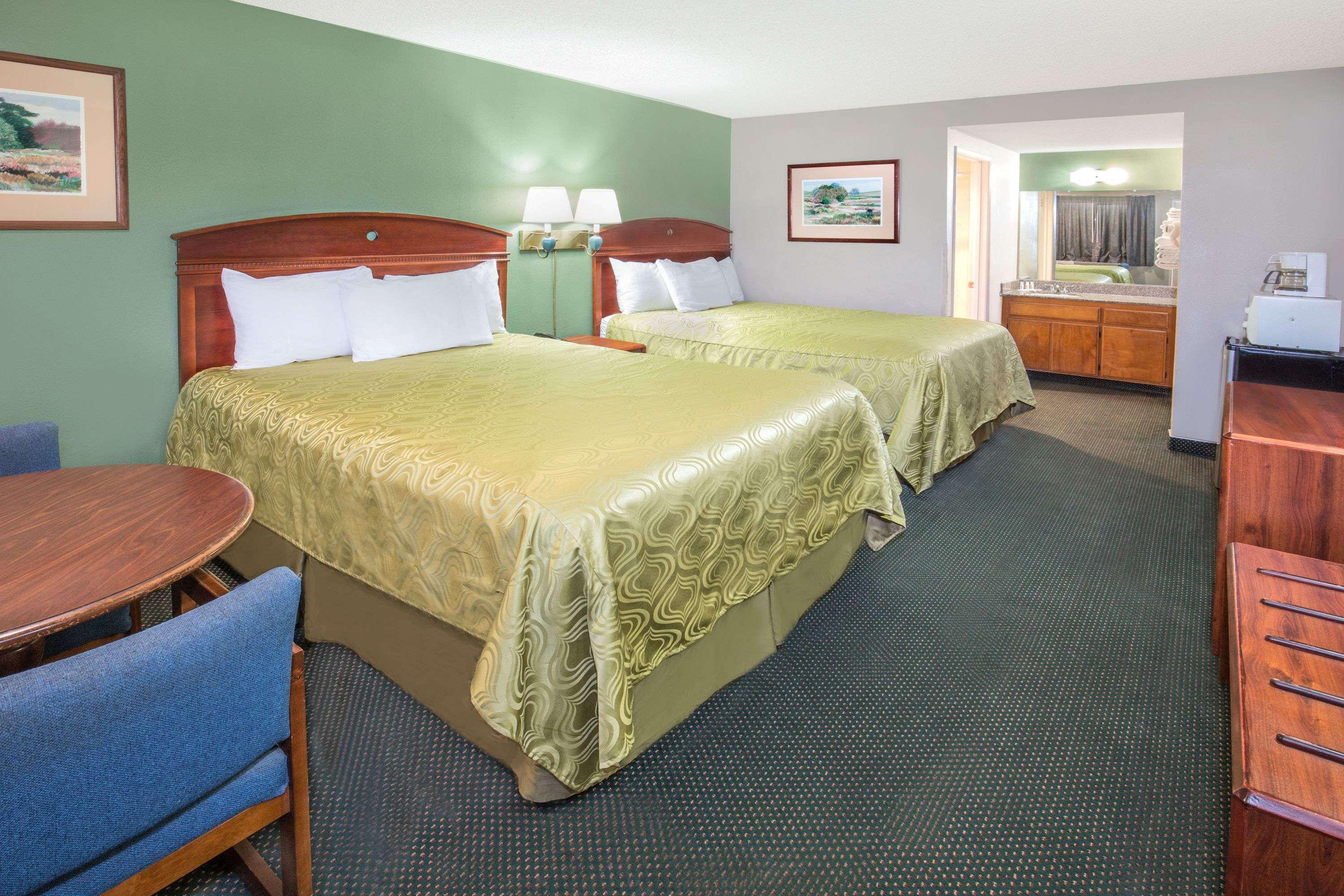 Days Inn By Wyndham Ontario Airport Luaran gambar