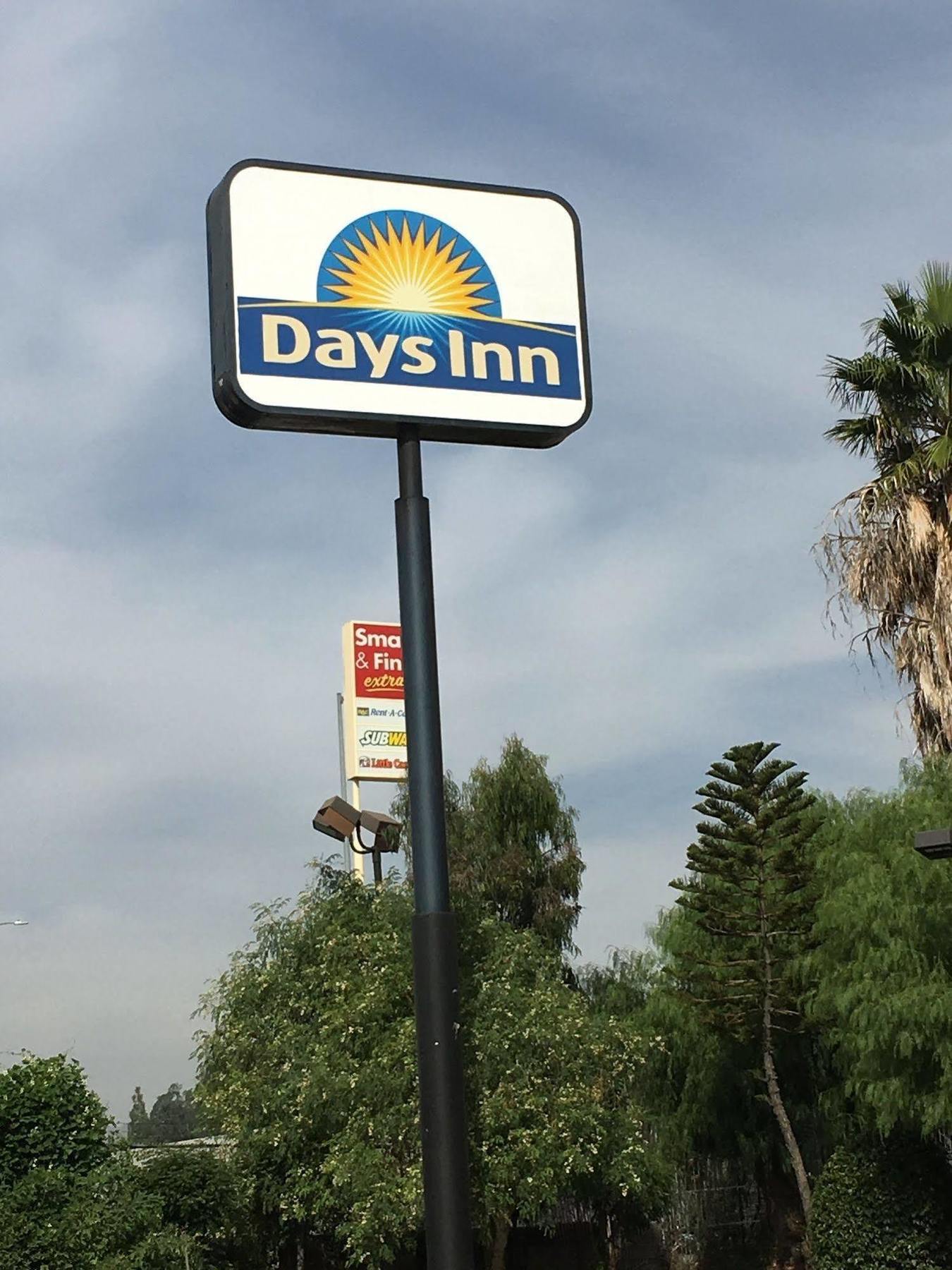 Days Inn By Wyndham Ontario Airport Luaran gambar